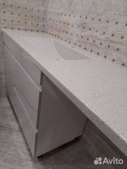 Столешница с раковиной