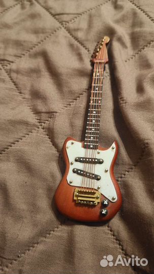 Музыкальные инструменты миниатюры