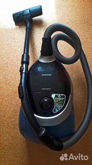 Пылесос Samsung SD9421 Aquatic