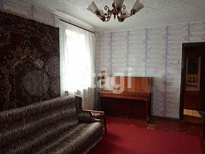 2-к. квартира, 42 м², 3/5 эт.