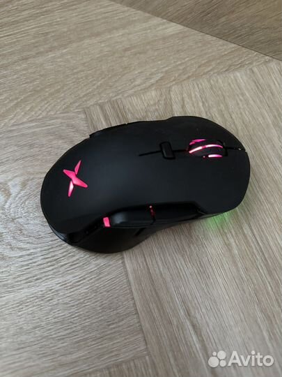Беспроводная игровая мышь Delux m627