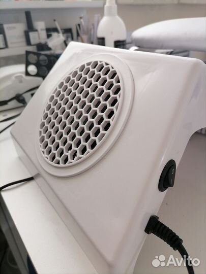 Пылесос для маникюра