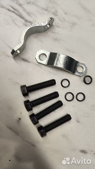 Комплект крепления крестовин GM Tahoe Escalade