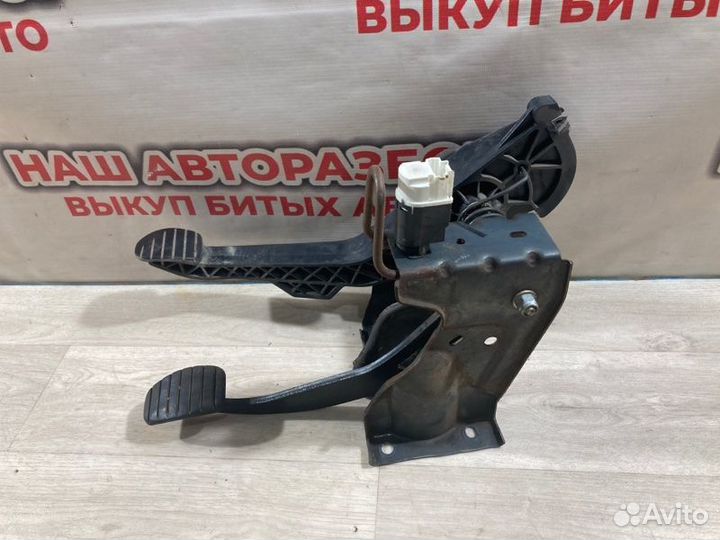 Педальный узел Nissan Almera G15 седан 2015