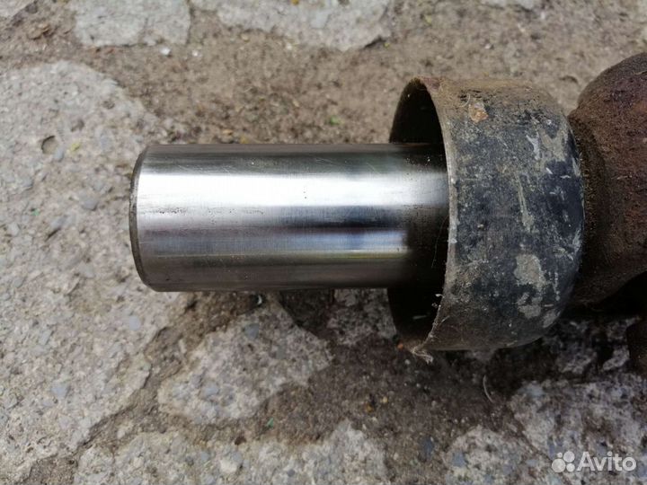 Карданный вал на Волгу