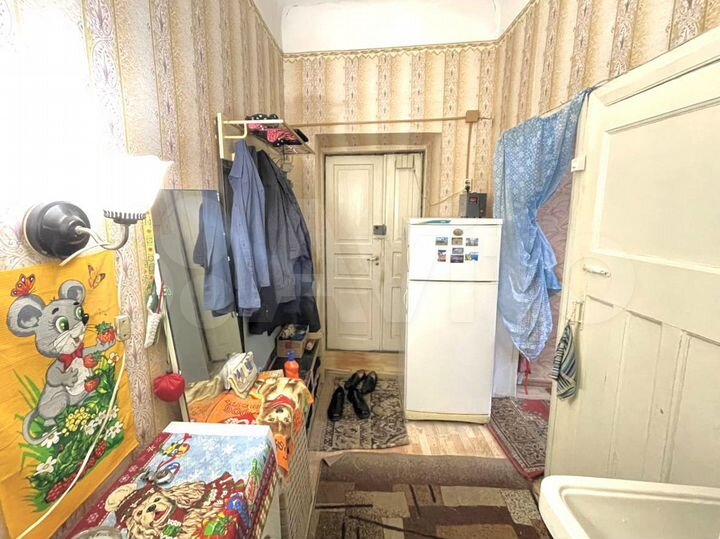 2-к. квартира, 32 м², 3/3 эт.