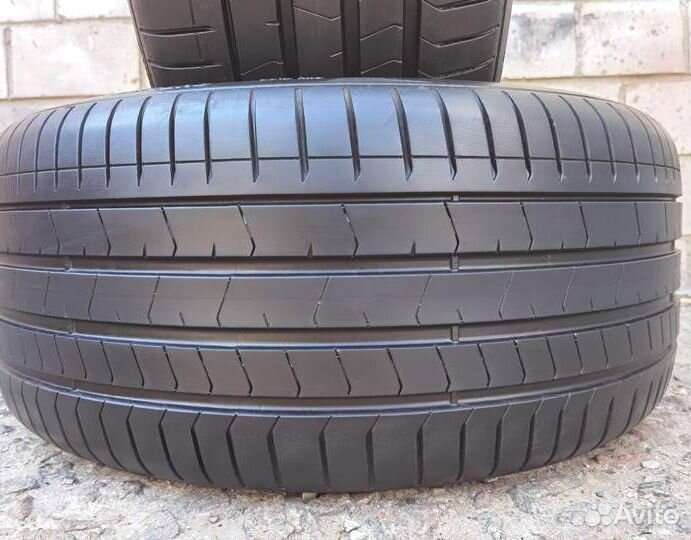 Pirelli P Zero 275/40 R20 100Y