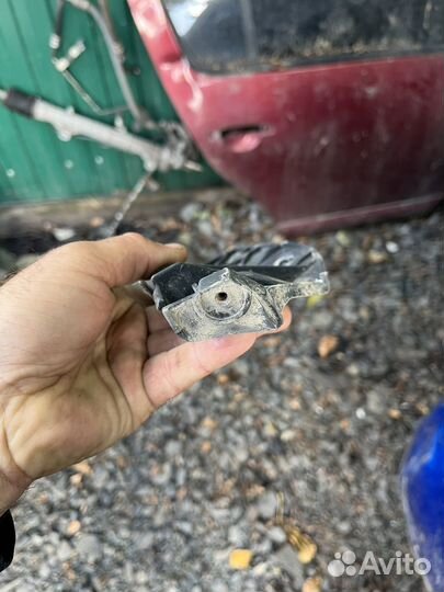 Накладка заднего бампера Sandero (L)