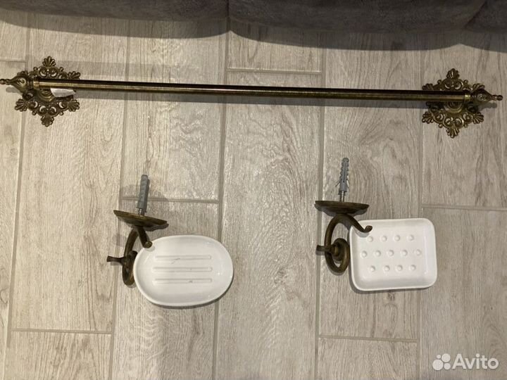 Аксессуары для ванных Stillars, латунь, Италия