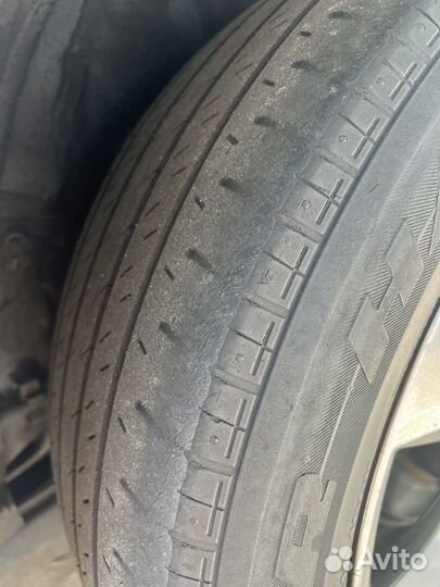 Bridgestone Dueler H/L 33 235/55 R18