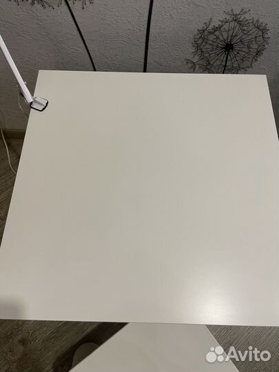 Журнальный столик и стульчик икеа