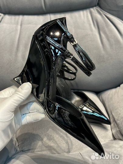 Босоножки Ferragamo