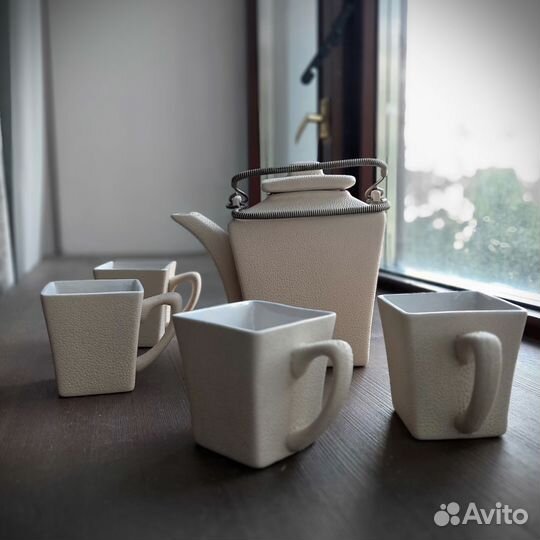 Чайник с чашками, керамика, новое