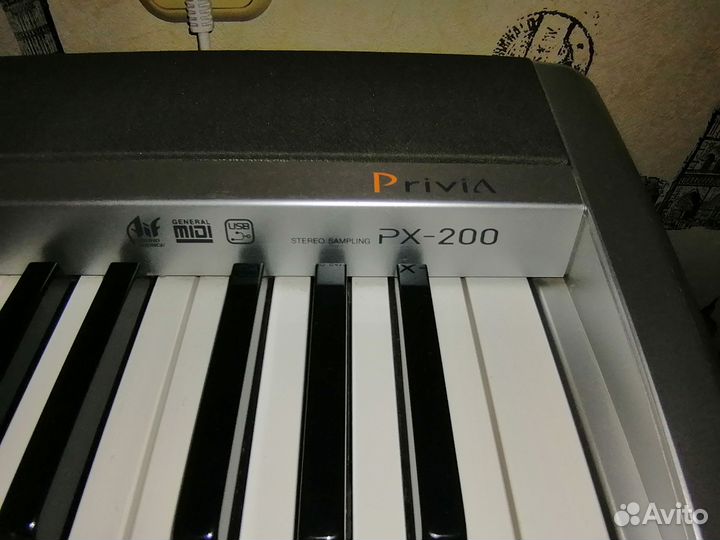 Электронное пианино casio privia px200