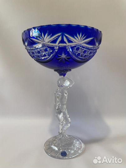 Ваза для фруктов и цветов