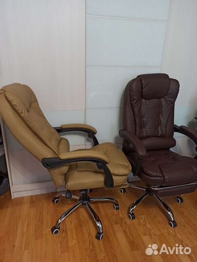 Офисное кресло новое
