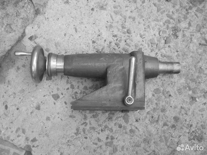 Ретро задняя бабка от старинного ст