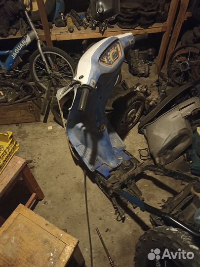 Скутер на запчасти