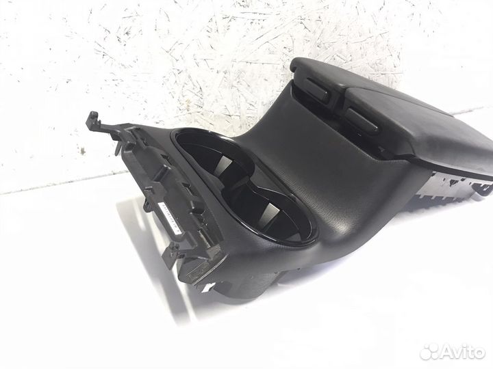 Подлокотник мазда сх9 mazda cx9 2019г