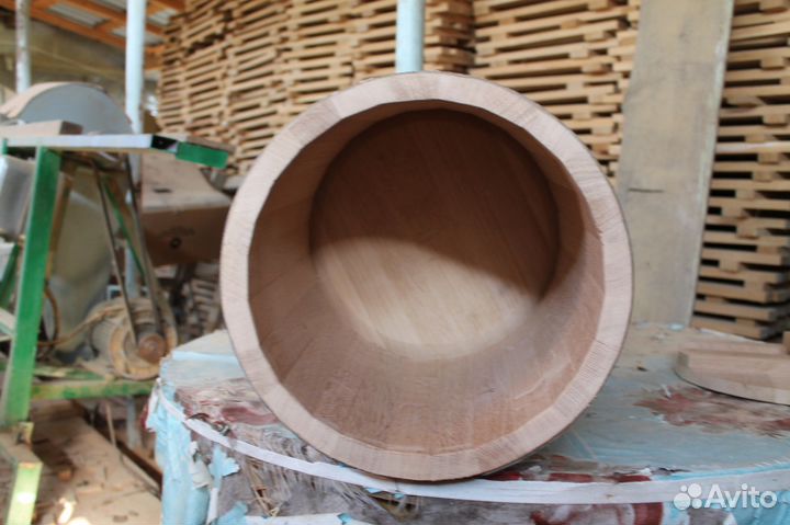 Дубовые бочки и кадушки