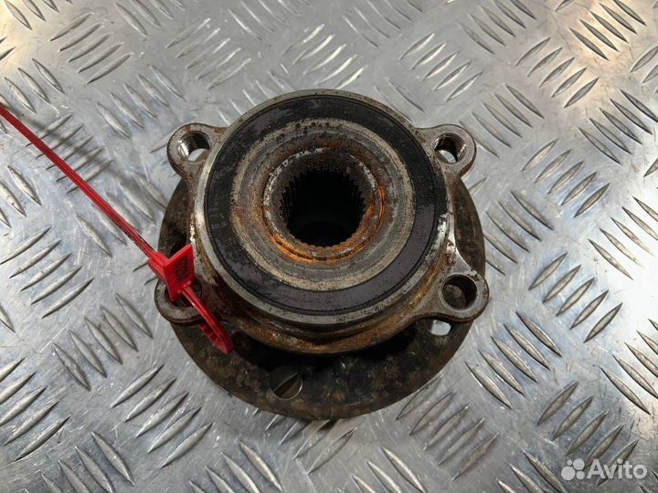 Ступица передняя Audi A6 4F/C6 2008 4F0598611B