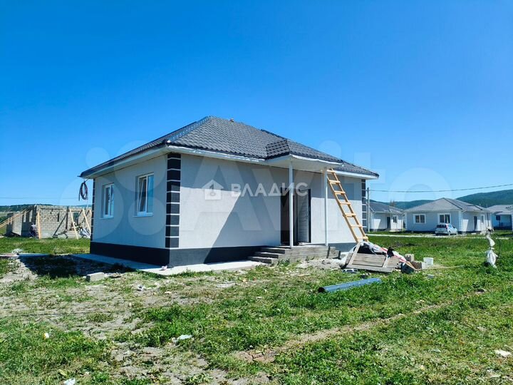 Дом 75 м² на участке 4 сот.