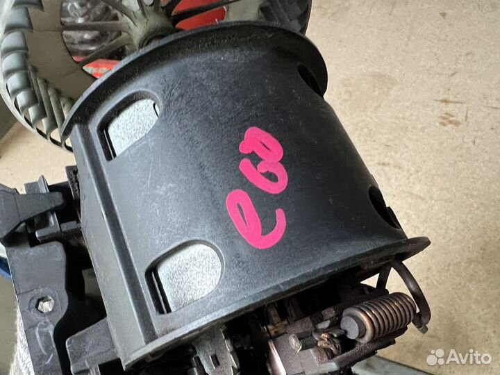 Мотор печки BMW E60 E61 E63 E64