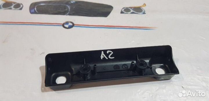 Щиток подголовника Bmw X5 E53