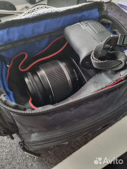 Зеркальный фотоаппарат Фотоаппарат Canon EOS 1000D