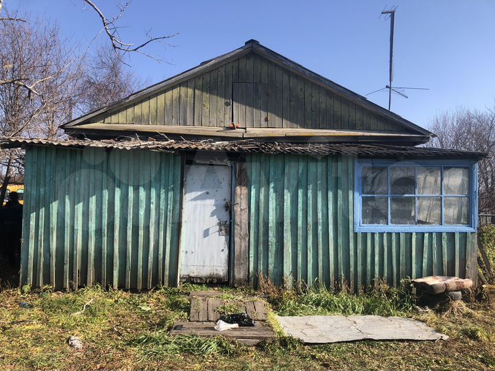 Дом 42 м² на участке 68,7 сот.