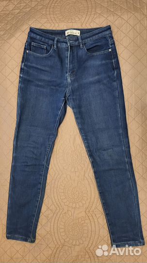 Джинсы Befree M