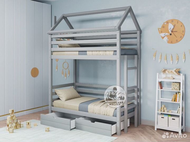 Двухъярусная кровать деревянная