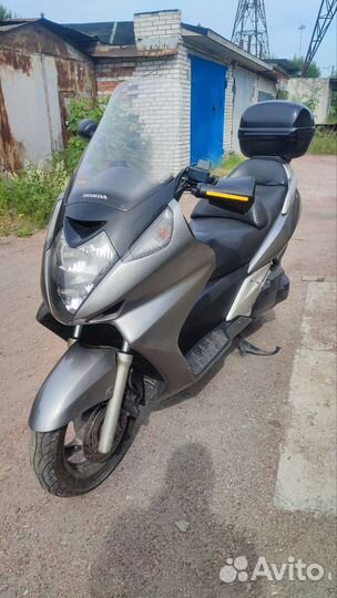 Honda silver wing 600