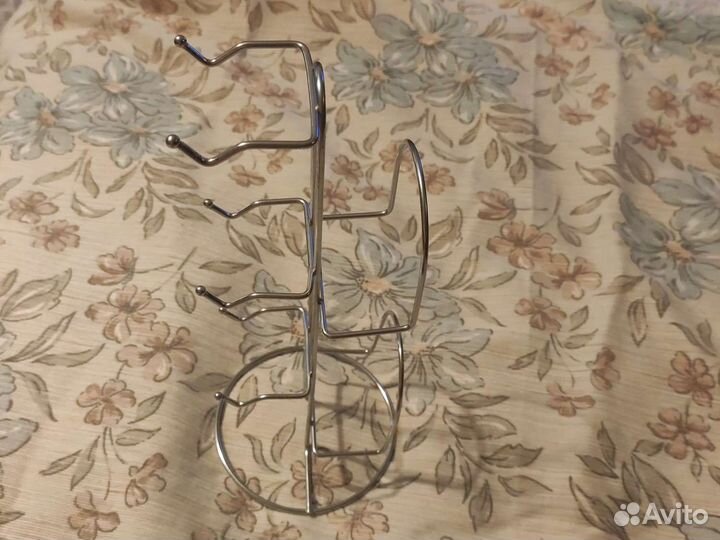 Подставка настольная для кофейных чашек и блюдец