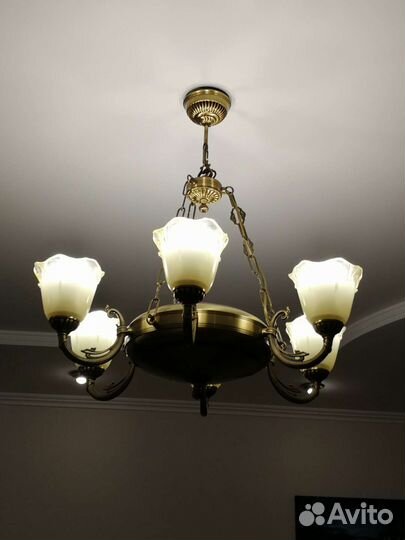 Люстра потолочная