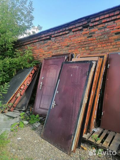 Дверь входная металлическая