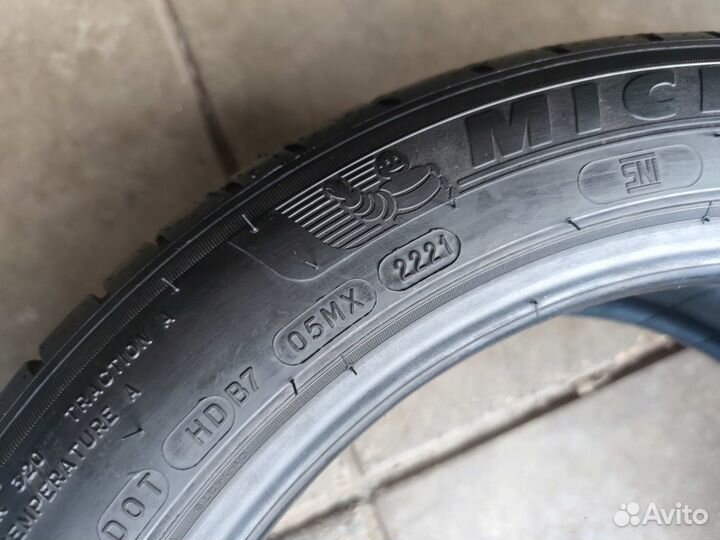 Michelin Pilot Sport 4 245/45 R18 100Y