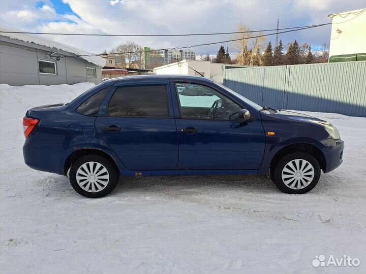 LADA Granta 1.6 МТ, 2013, 178 335 км