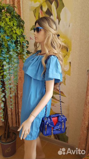 В стиле Moschino сумка косуха