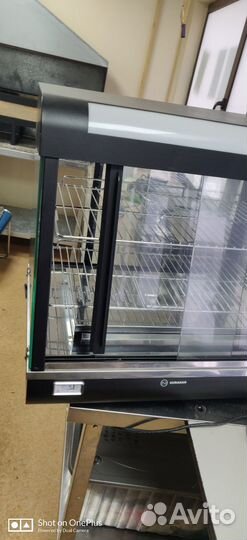 Тепловая витрина hurakan