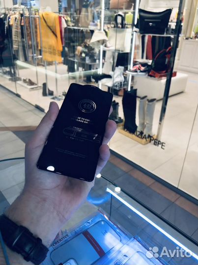 Защитное стекло на Samsung A41 6D