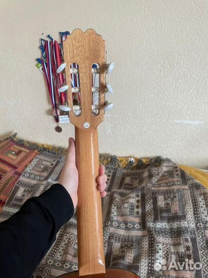 Акустическая гитара Admira