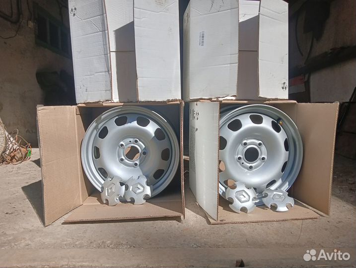 Диски на renault duster r16 штамповка