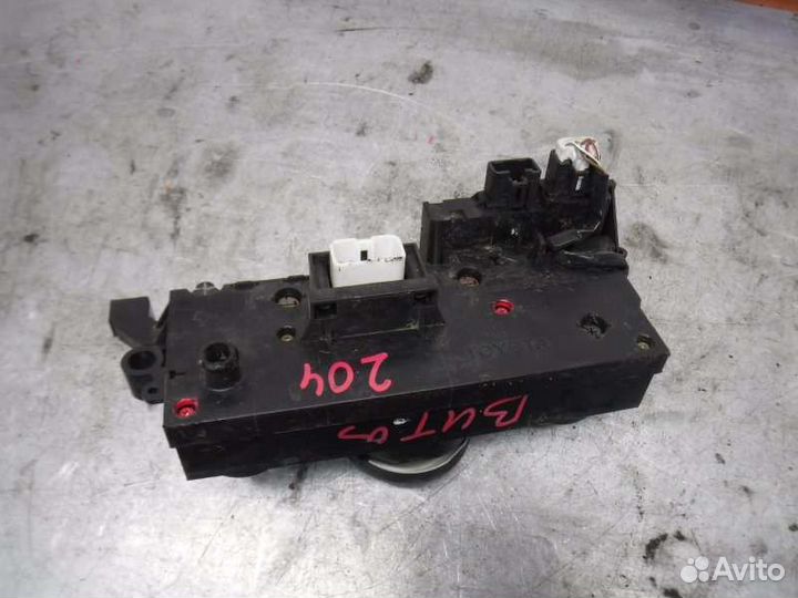 Блок управления климат-контролем Toyota Vitz 1szfe