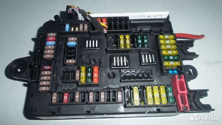Розетка предохранителей BMW 1-серия F20/F21