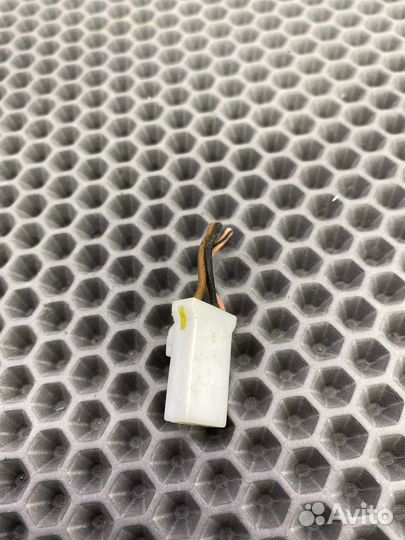 Б/У фишка (разъем ) Hyundai Accent LC D3EA 2005