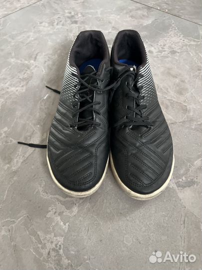 Футбольные бутсы