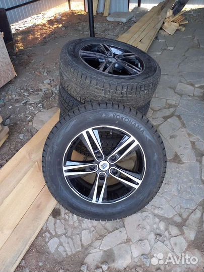 Yokohama Ice Guard SUV G075 235/65 R17