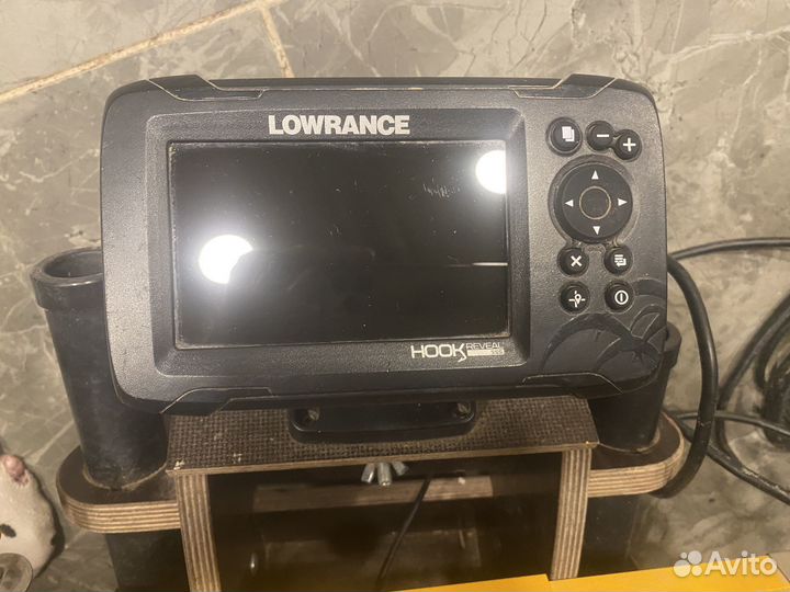 Эхолот lowrance hook reveal 5 83/200 hdi row