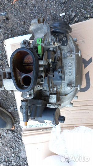 Впускной коллектор audi 2.8 AAH